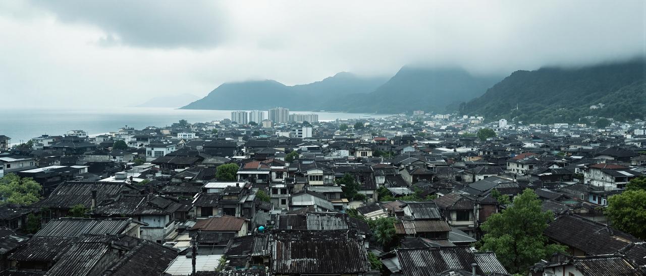 隐秘的角落剧照背景 | 黄金影院